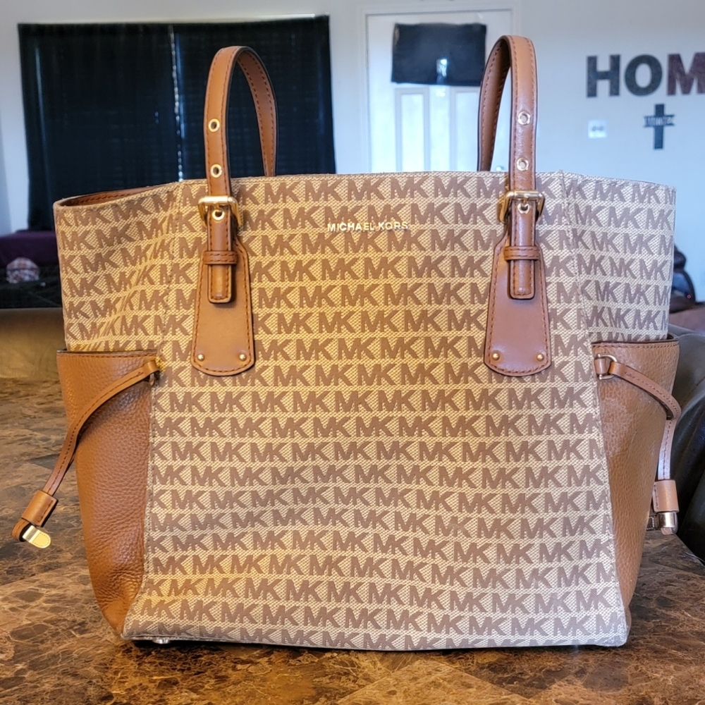 Michael Kors Handbag